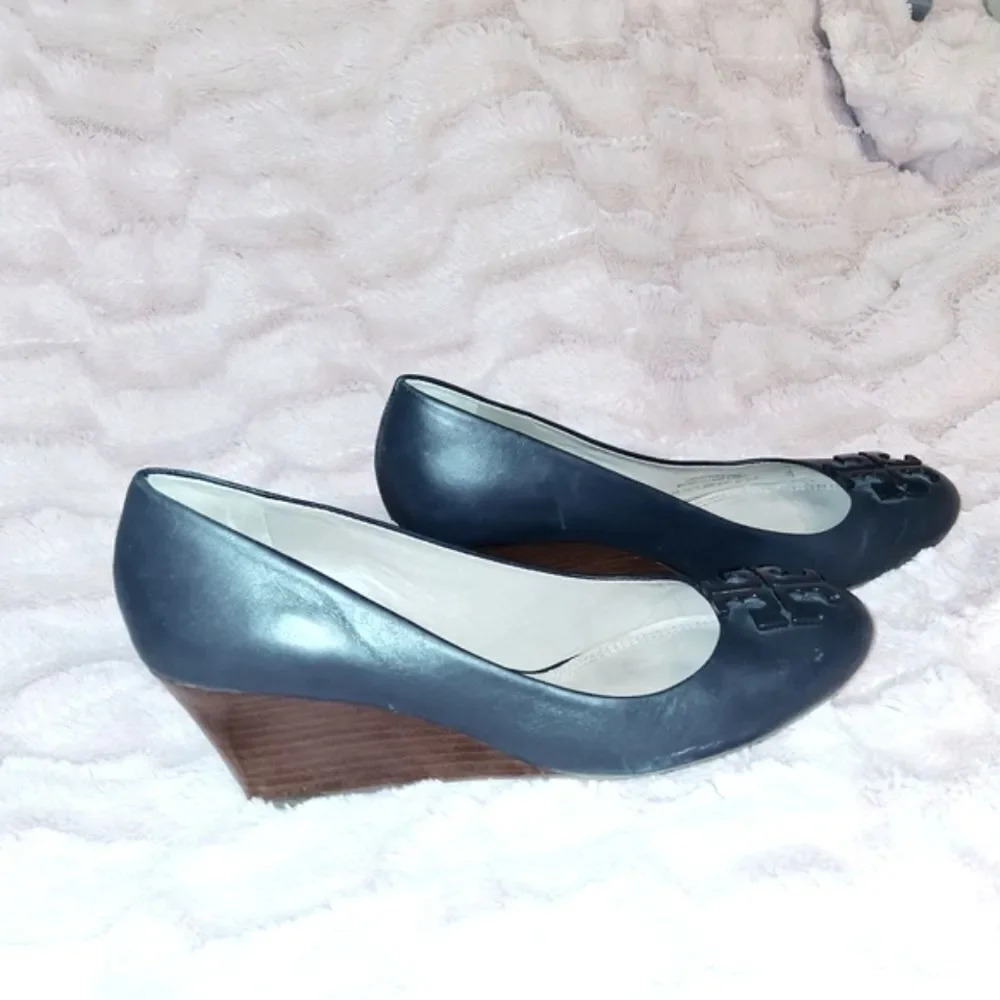 Tory Burch Navy Blue Wedge Shoes Size 9.5